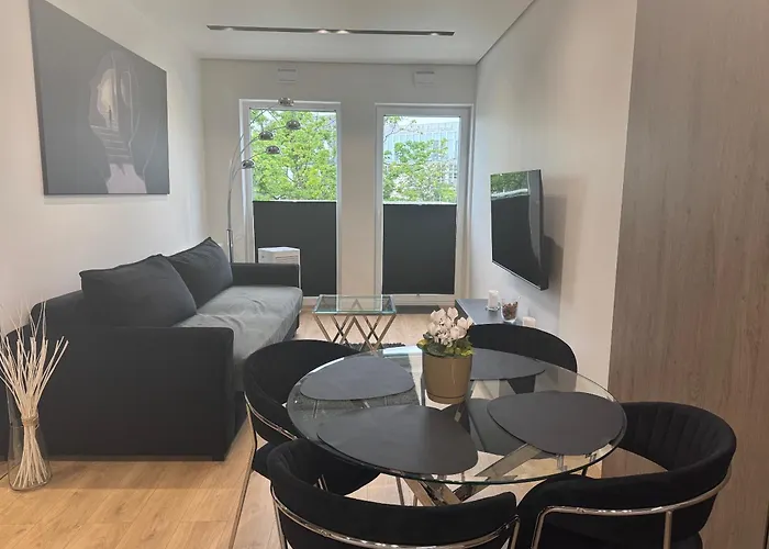 Milo - Plac Jana Pawla Ii Centrum